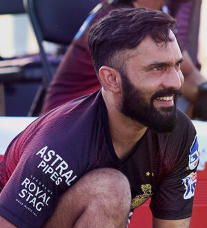 Burj Khalifa Lights Up: Dubai Welcomes Kolkata Knight Riders